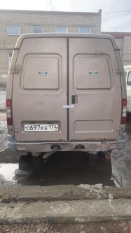 Грузовой фургон ГАЗ 2752.